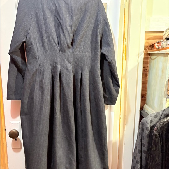 Diana SlavinNY Designer 100% wool Charcoal tailored coatVintage 90’s minimalist - Picture 5 of 7